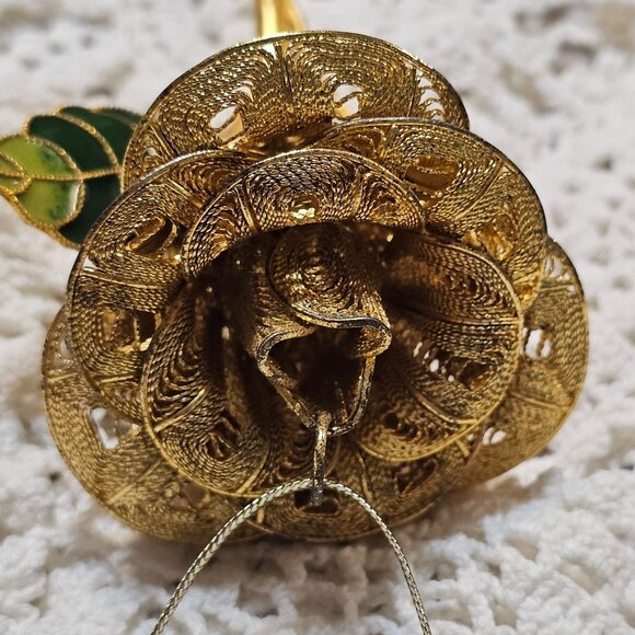 Vtg Gold Tone Filigree Rose Cloisonné Leaf 3D Rose Ornament - Picture 4 of 16